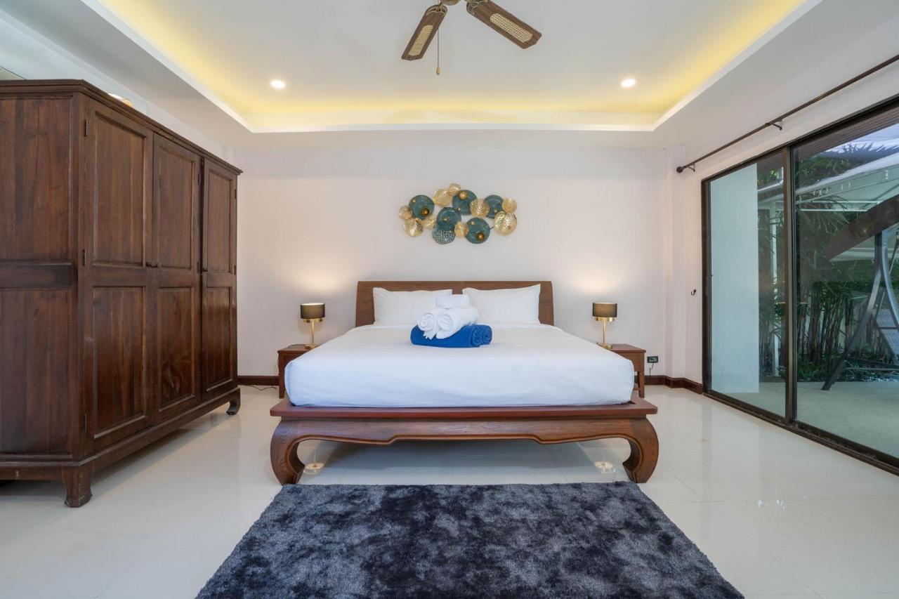 Villa Amaya, 2 Story Tropical Oasis With Green Hills View & Pool, Pantai Kamala Bagian luar foto