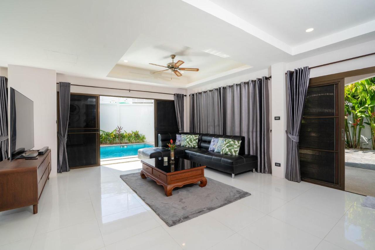 Villa Amaya, 2 Story Tropical Oasis With Green Hills View & Pool, Pantai Kamala Bagian luar foto